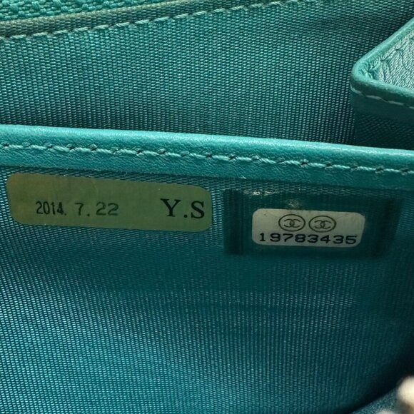 Chanel CC Matelasse Zip Around Long Wallet - Green/Teal - Picture 7 of 16